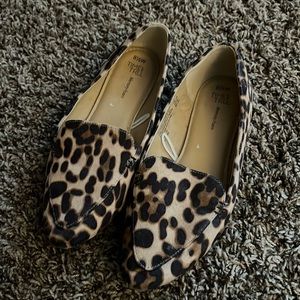 Leopard print flats